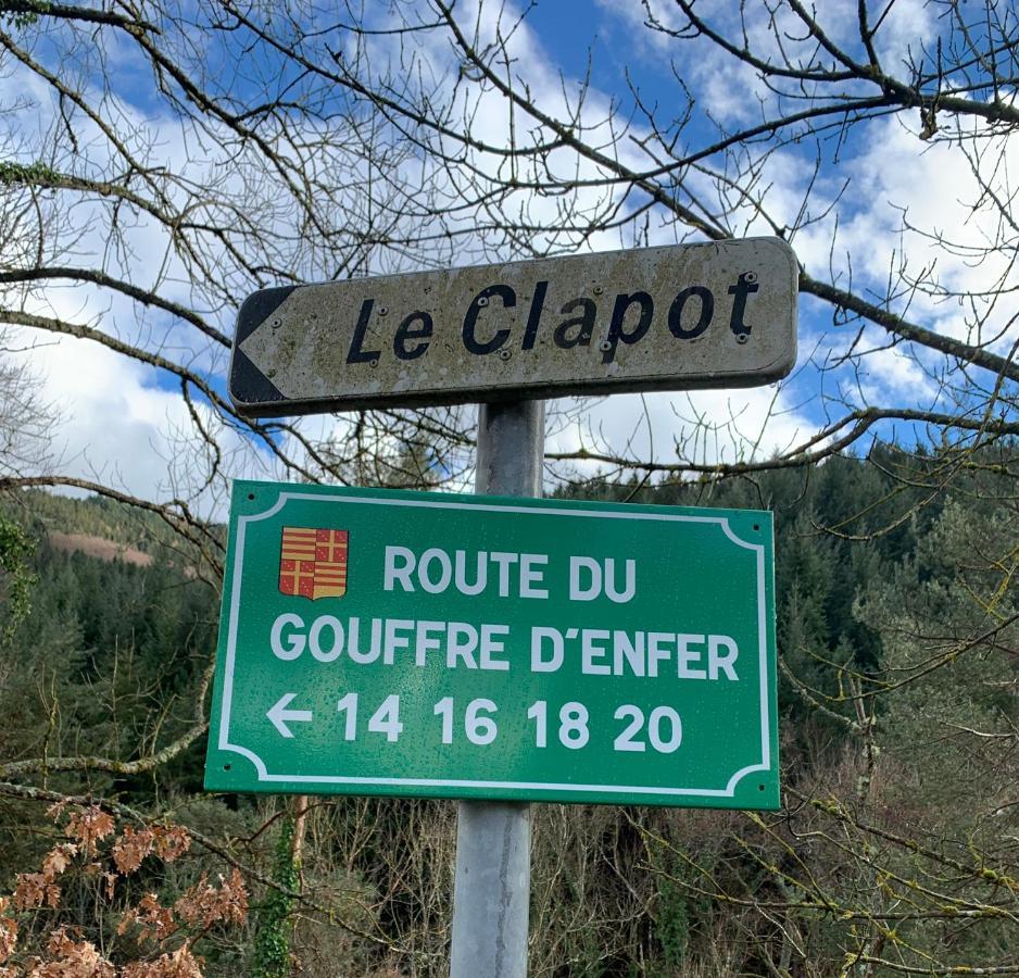 Le Clapot- Les Iris Apartment Saint-Etienne  Ngoại thất bức ảnh